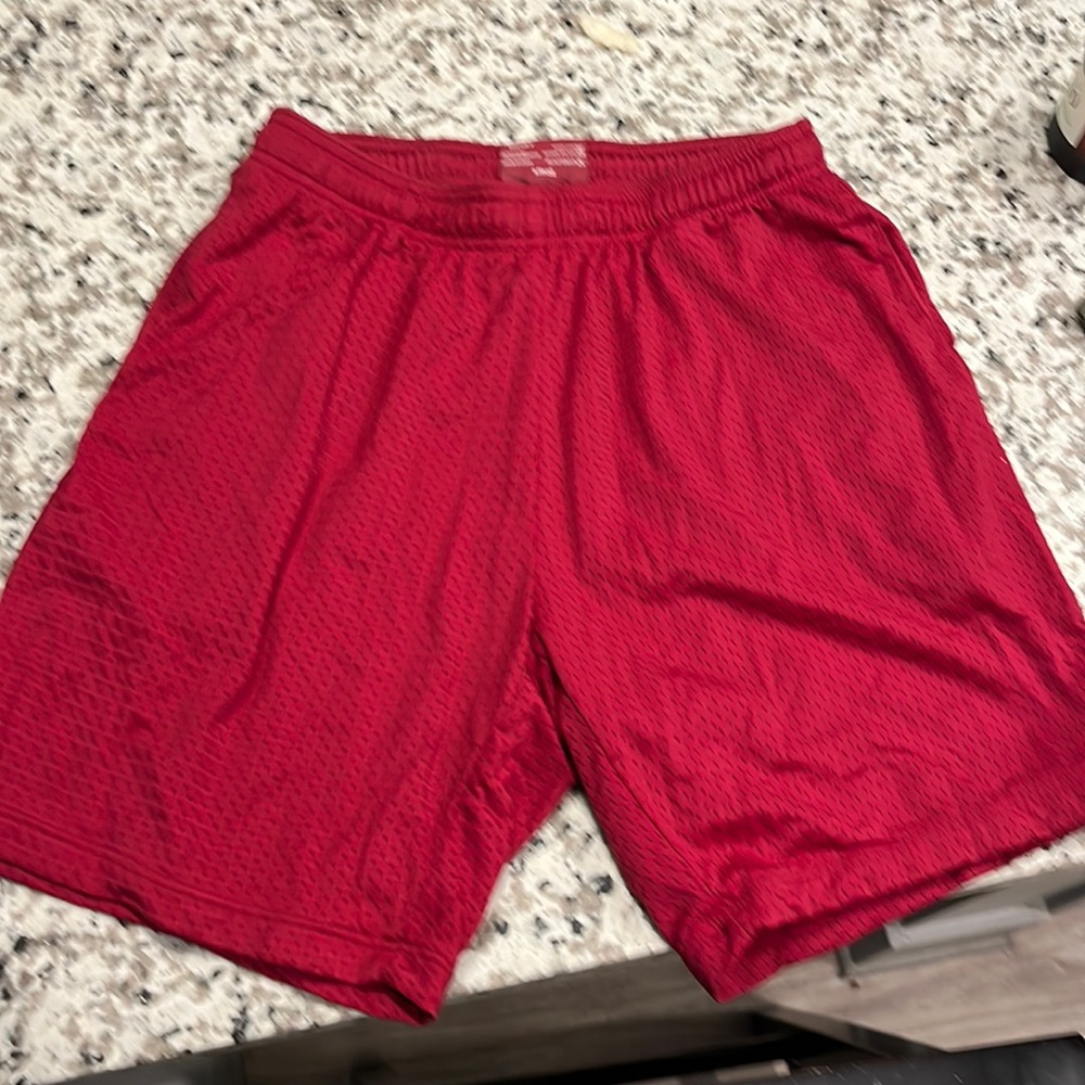 Nice laundry 6” pocket short Small